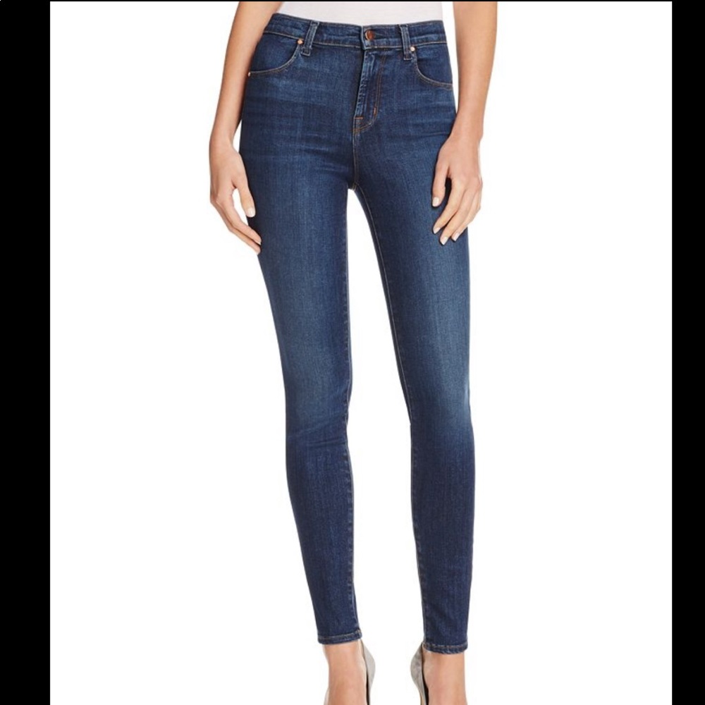 J Brand Size 27 Super Skinny Enigma Mid Rise